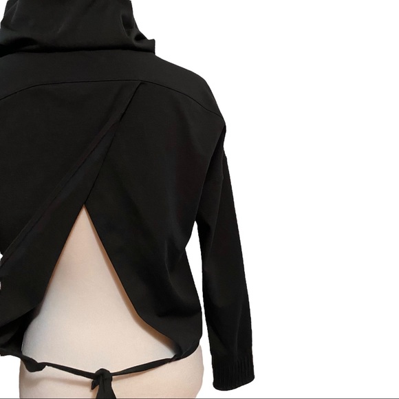 Lululemon Athletica Split Out Hoodie Black 6/S Open Tie Back Cropped Sweatshirt - Picture 10 of 15